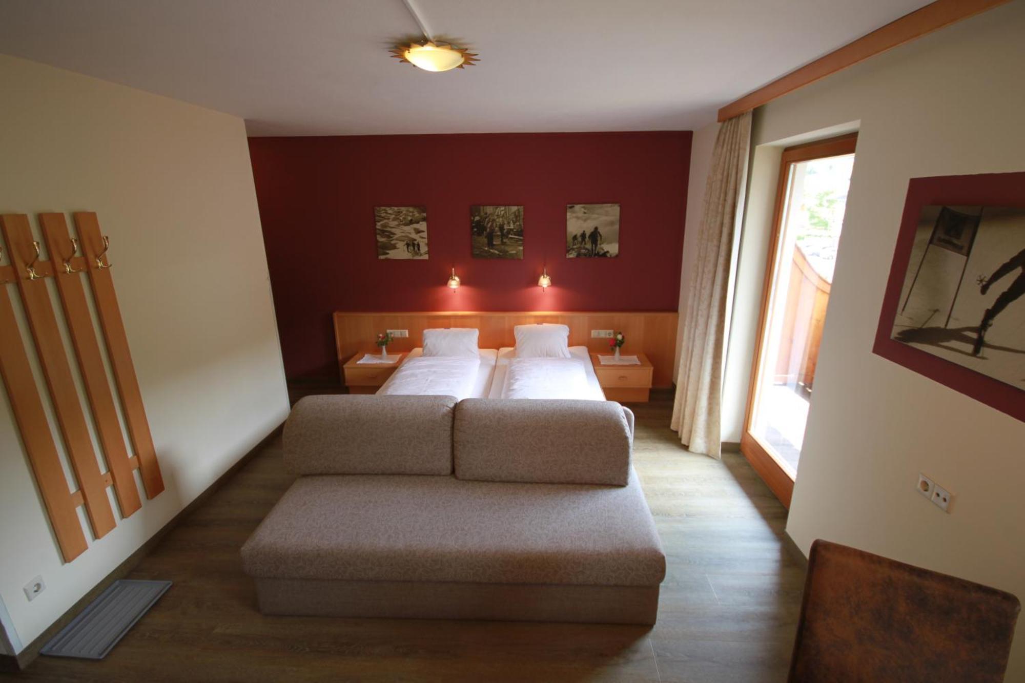 Haus Alexander Hotel Schladming Room photo